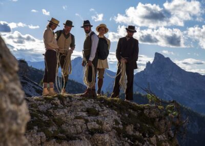 VándorLáss EST – Az Eötvös lányok nyomában a Dolomitokban – filmvetítés és beszélgetés a készítőkkel